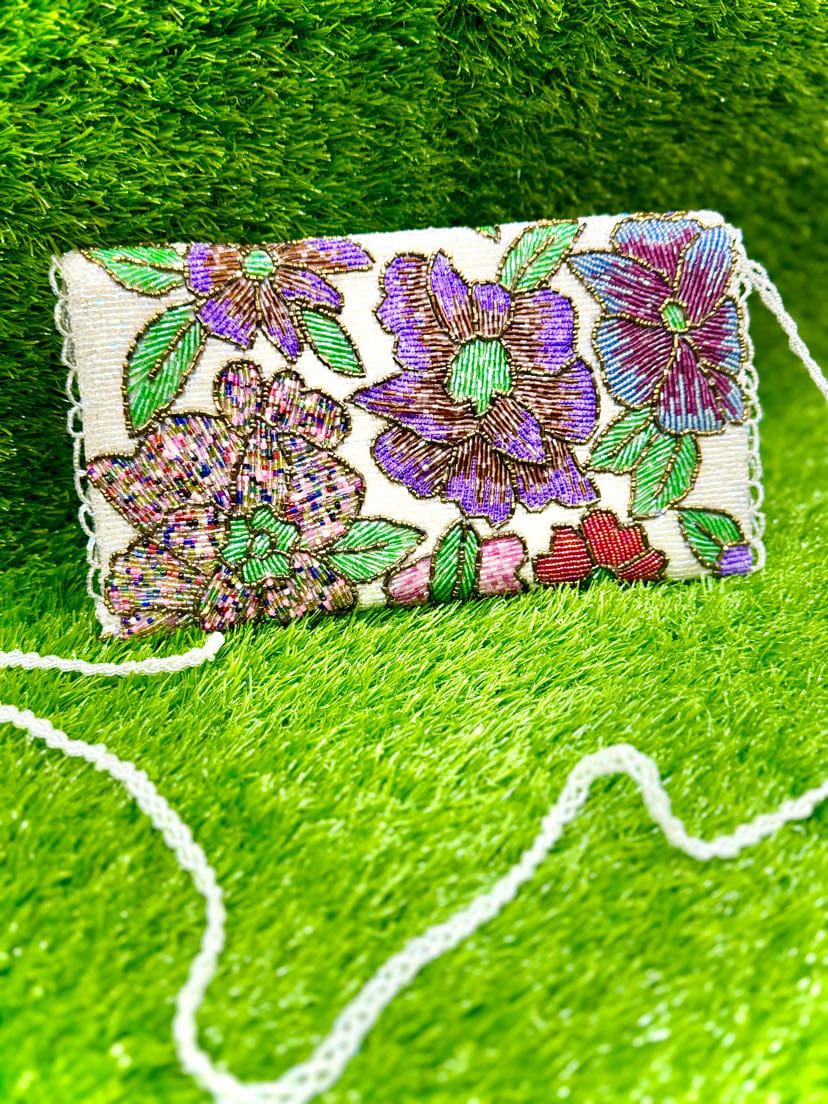 Pearl Glow White Beaded Evening Clutch